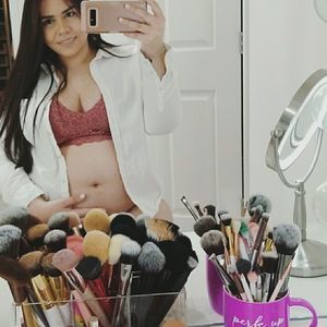 Meet your Posher, Madeline